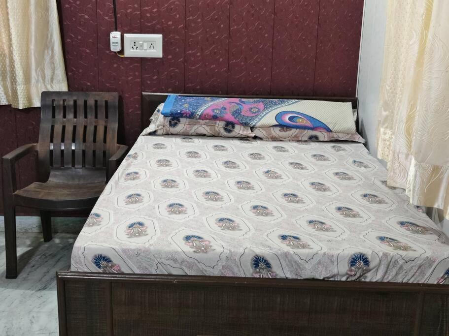 Peaceful Stay 1 Bhk Appartment Нью-Дели Экстерьер фото