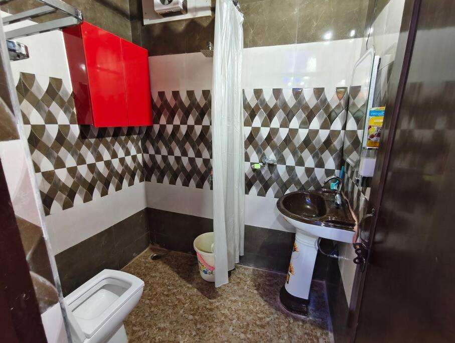 Peaceful Stay 1 Bhk Appartment Нью-Дели Экстерьер фото